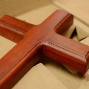 Wholesale cheap carved wood cross