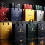 Custom Lipack Low Price Luxury Retail Shopping Gift Paper Bag With Handles for Festivals gift Clothing Shopping Bags Pa
