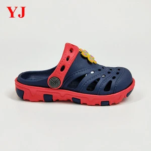 2018 hotsale latest design cute kids colorful clog two color slipper