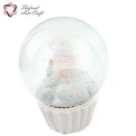 China glitter souvenir bear water globe crafts polyresin snow globe