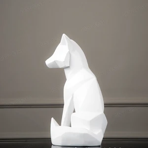 Handmade resin animal statue Origami white fox statue