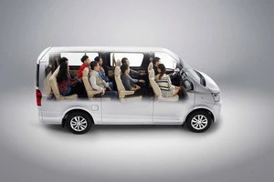 Hot sale Changan G10, 1.5L gaslione mitsubishi engine mini van with 2-11 seats