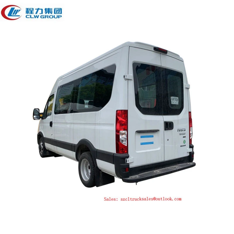 IVECO SUV-Type 4x4 Transit Amulance ICU Ambulance Vehicle Military Ambulance High Quality