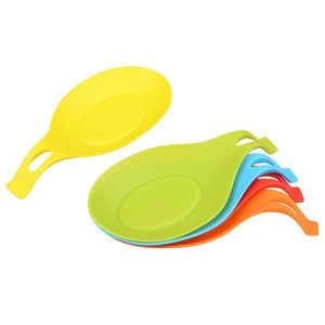 Kitchen Colorful Durable Table Heat Resistant Silicone Spoon Rest Small Size