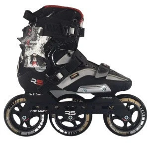 Made in China High Quality Outdoor Professional Inline Freestyle Flashing Roller Skates for Sale