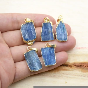 Natural Raw Blue Kyanite Pendant Gemstone Freeform Rough Crystal Gold Plated Necklace Pendants Vintage Stone for Jewelry making
