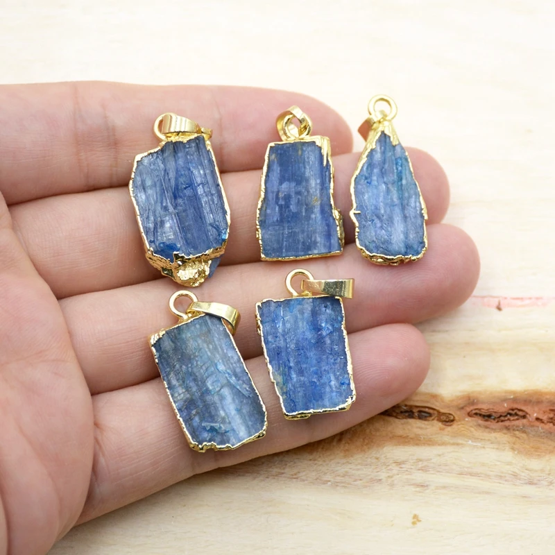 Natural Raw Blue Kyanite Pendant Gemstone Freeform Rough Crystal Gold Plated Necklace Pendants Vintage Stone for Jewelry making