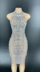 Sexy Short Nude Prom Dresses Halter Neck Beads Crystal Back Sleeveless Mini Home Coming Party Cocktail Dresses