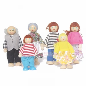 Traditional Action Figure Set Primitive Happy Wooden Doll Family of 7 People With Yarn Hair Doll House Accessories