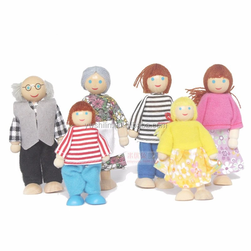 Traditional Action Figure Set Primitive Happy Wooden Doll Family of 7 People With Yarn Hair Doll House Accessories