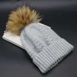 Wholesale knit and crochet raccoon fur pom poms ribbed toque