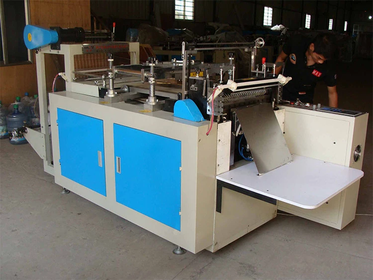 Widely used surgical hand pe plastic gloves cutting making machine