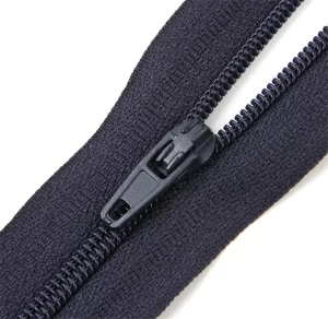 Zipper Manufacturer Wholesale custom 5# 10#Teeth Close-end Metal Zipper For Garments Bags