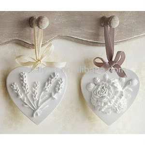 2014 New gift items accept customize heart perfume scented clay