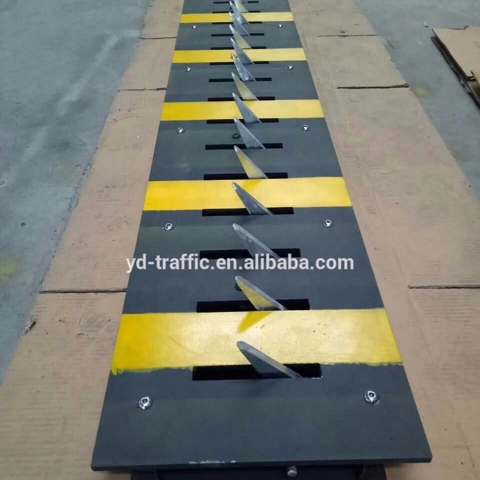 2020 high security fence manufacture steel speed bump Road Spikes Tyre Killer security road security gates