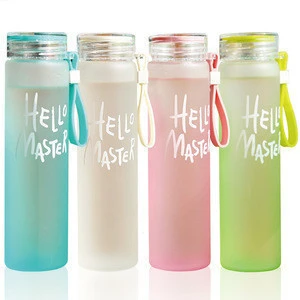 2020 hot sale Colorful letter glass water bottle with cover frosted portable bottle glass with custom logo