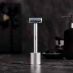 high quality china supplier shaving razor blade with stand,MKODO vibration razor