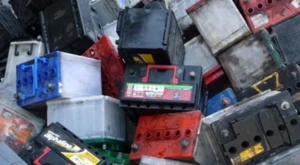High Quality Lead Battery Scrap/ Drained / Dry Whole Intact Lead Batteries