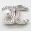 Luxury Women Brooch With Pearl Special New Arrival Design Decoration Jewelry Direct Manufacturer