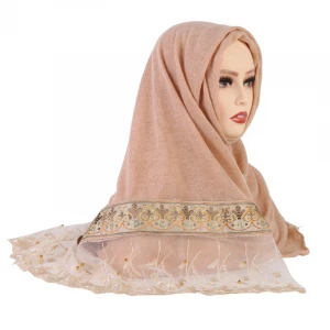 New design thick winter knitted rabbit hair fabric scarf  lace and pearl hijab Islamic turband Muslim Wrap Scarf acrylic hijab