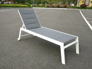 outdoor hotel furniture made in china aluminium reclining beach chair