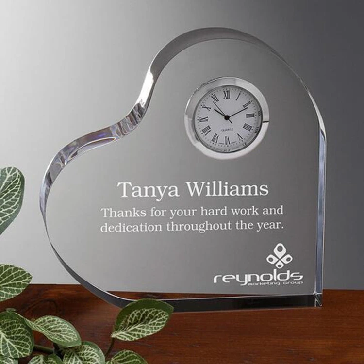 Personalized Wedding Favor Gifts Heart Shaped Crystal Desk Clock Wedding Souvenirs Guests