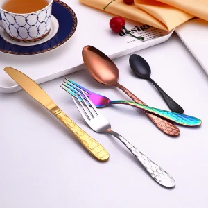 Set of 4 Exquisite Plated Stainless Steel Cutlery Set Silverware Spoon Fork and Knife Flatware Set