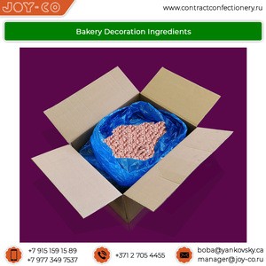 Strawberry Flavor Extruded Hearts in Chocolate Bakery Decoration Food Ingredients