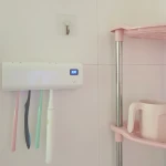 Wall Mounted Bathroom rechargeable convenient wireless portable UV disinfection ultraviolet toothbrush sterilizer