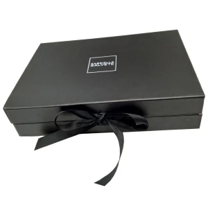 Luxury Magnetic Box Lid Closure Black Gift Box Cardboard Gift Box