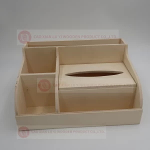 Wooden  tissue holder