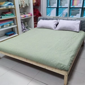 Fitted bedsheet