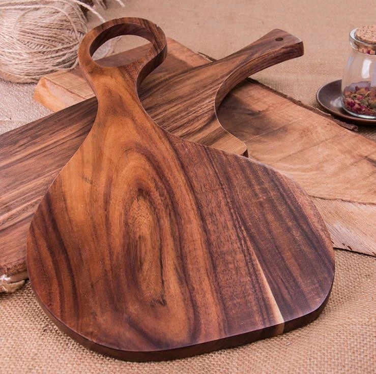 2020 New Design Custom Logo Handmade Restaurant Serving Acacia Round Wood Cutting Board With Handle