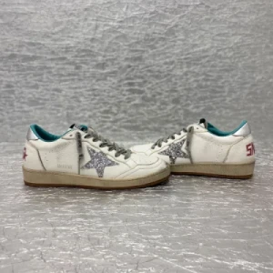 2024 Good Quality Ball Star with Metallic Leather Star and Glitter Heel Tab Sneakers