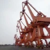 China supplier industrial portal crane / gantry crane for shipyards 10 ton to 500 ton