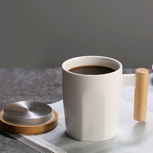 Custom Logo Design Ceramic Coffee Mugs with Wooden Handle Bamboo Lid Drinks Cups gift box set