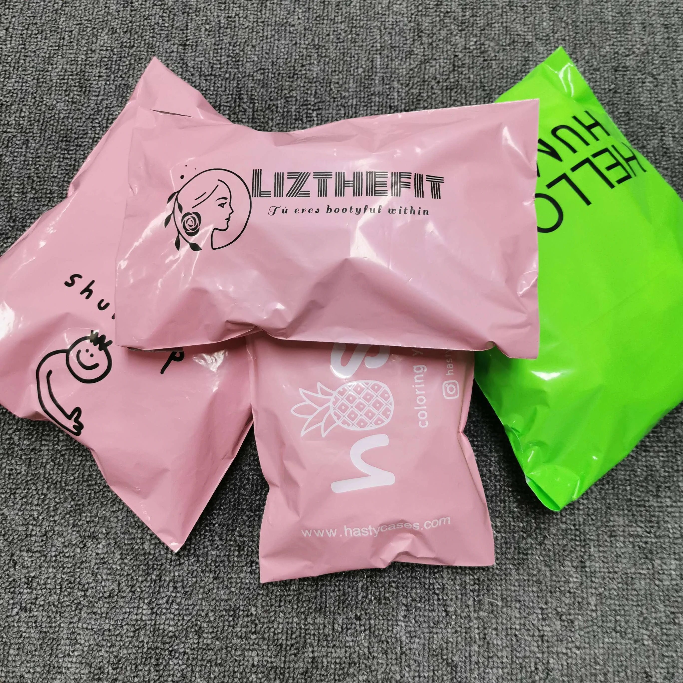 Custom plastic mailing bag