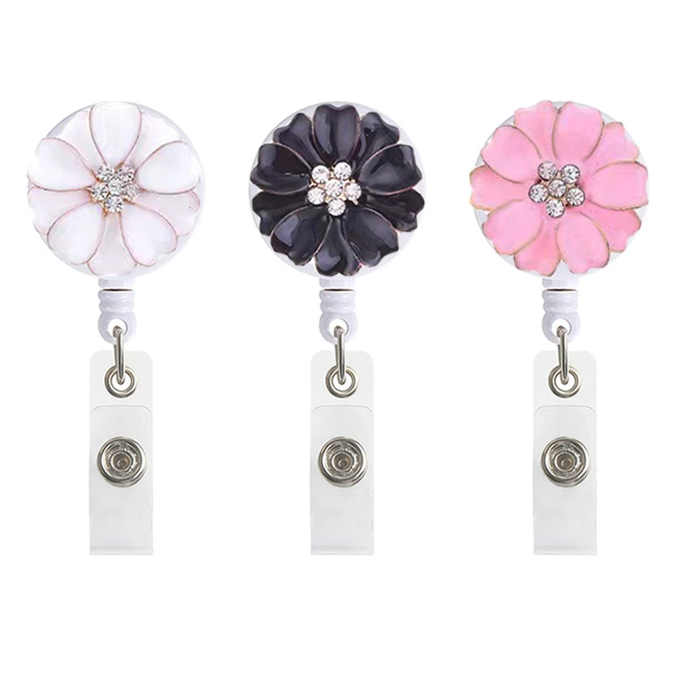 Handmade Fashion Luxury Retractable Bling Alloy Pearl Flower Badge Reel Clip Holder
