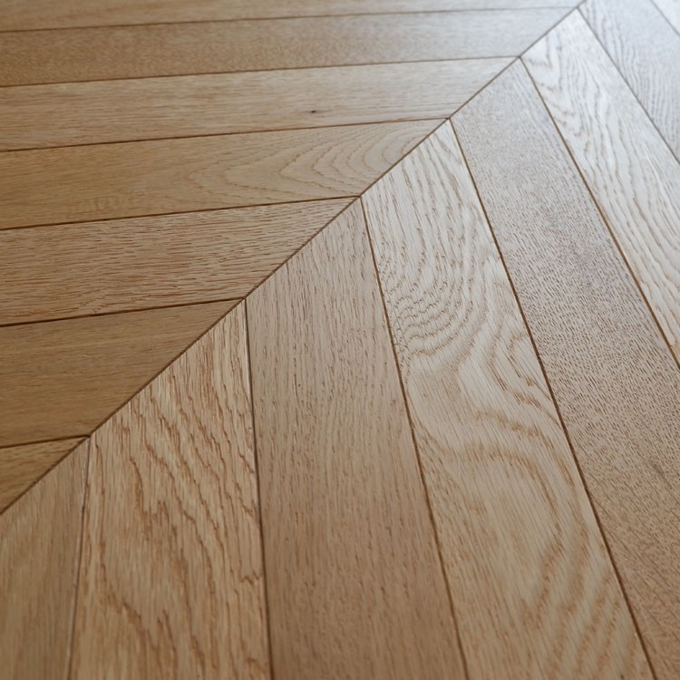 Hot sales smoked and white oiled chevron parquet engineered wood flooring