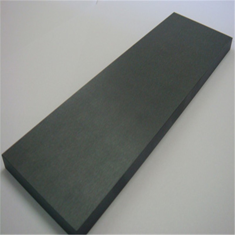 Mixed oxide TiO2 / RuO2 (/ IrO2) (70 30 0-5% w.) with a thickness of 20 - 30 Titanium anode plate