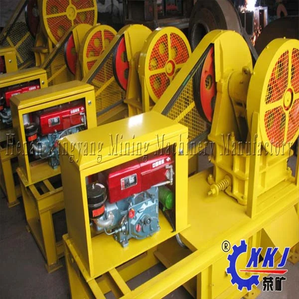 Portable Small Diesel Engine Jaw Stone Crusher ,small diesel engine jaw crusher for gold crush