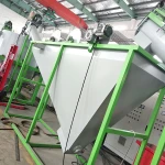 Professional manufacture waste used scrap plastic PET bottle flakes crushing washing drying recycling line machinery