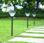 warm white color New Design Outdoor Waterproof 3W Gate Fence Decorate Solar Powered LED Light
