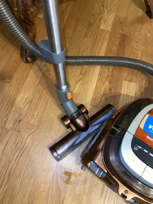 Bissell Hard Floor Expert Multi-Cyclonic Bagless Vacuum