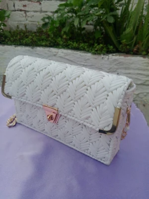 NOVO WEAVE 100% Handmade Ladies Handbags – Unique Designs