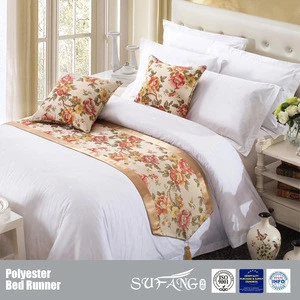 100% Polyester Hotel King Size Decorative Bedspread