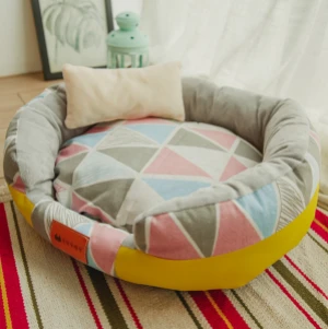 Custom Soft Washable Circle Small to Big Size Pink Cartoon Dog Bed Pet Bed Cat Sleeping Bed with Pillow