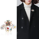 Cute Animal Rhinestone Insect Enamel Bee Brooch For women Safety Pins Cartoon Jewelry Wholesale and Custom