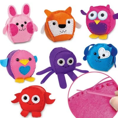 DIY Felt Craft Kit Gifts for Educational Art Craft Supplies Animals Sewing Kit Make Your Own Animals