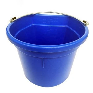 ESD 20L Plastic Flat Back Water or Feed Buckets For Horses